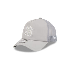 New York Yankees 2026 Batting Practice Gray 9FORTY APEX Trucker Hat