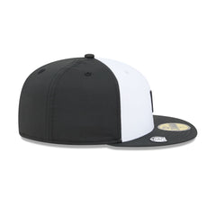 Chicago Cubs 2026 Clubhouse Black & White 59FIFTY Fitted Hat