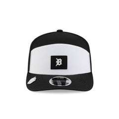 Detroit Tigers 2026 Clubhouse Black & White Split Panel 9SEVENTY Stretch-Snap Hat