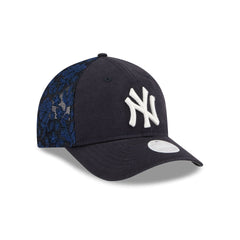 New York Yankees Floral Mesh Women's 9FORTY M-Crown Trucker Hat