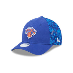 New York Knicks Floral Mesh Women's 9FORTY M-Crown Trucker Hat