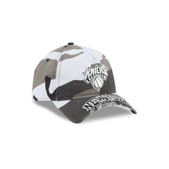New York Knicks Washed Camo 9FORTY A-Frame Unstructured Cut-Off Visor Snapback Hat