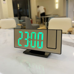 Mirror-Surface Digital Projection Clock