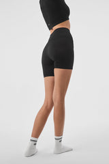 5 Seamless Ribbed Favorite Short - Black