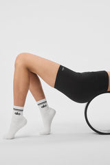 5 Seamless Ribbed Favorite Short - Black
