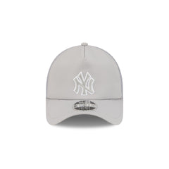 New York Yankees 2026 Batting Practice Colorway 9FORTY APEX Trucker Hat