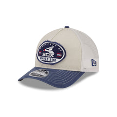 Chicago White Sox Frayed 9FORTY M-Crown A-Frame Trucker Hat