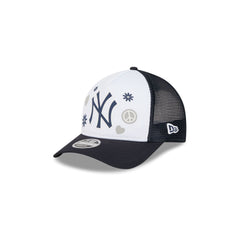 New York Yankees Play Kids 9FORTY M-Crown A-Frame Trucker Hat