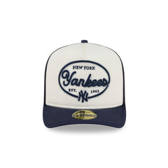 New York Yankees Chrome 59FIFTY Fitted Trucker Hat