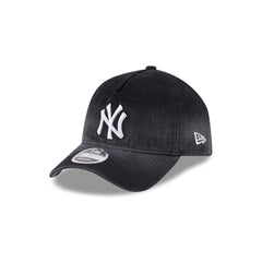 New York Yankees Washed Black Denim 9FORTY A-Frame Unstructured Snapback Hat