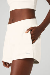 High-Waist Headliner Short - Ivory