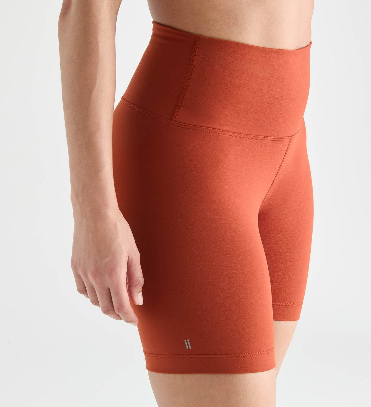 Women's High-Rise Matte Short 6