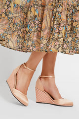 Vaniglia Wedges with Ankle Lace